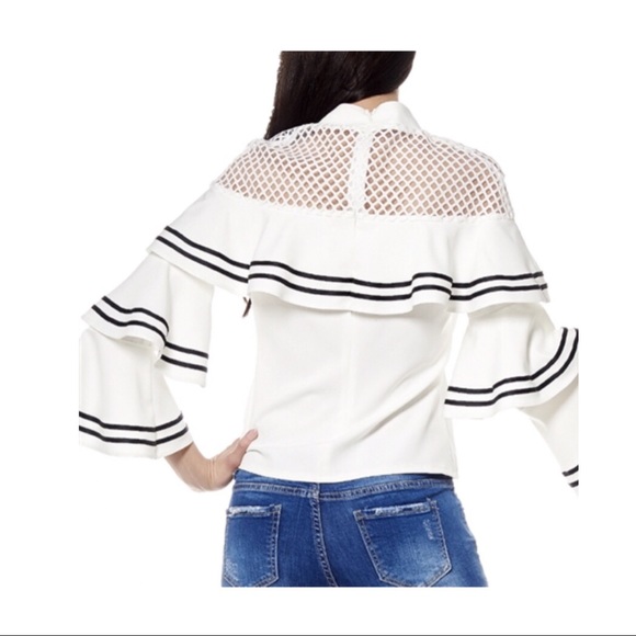 GRACIA MESH DETAILED SLEEVES TOP - Picture 2 of 4